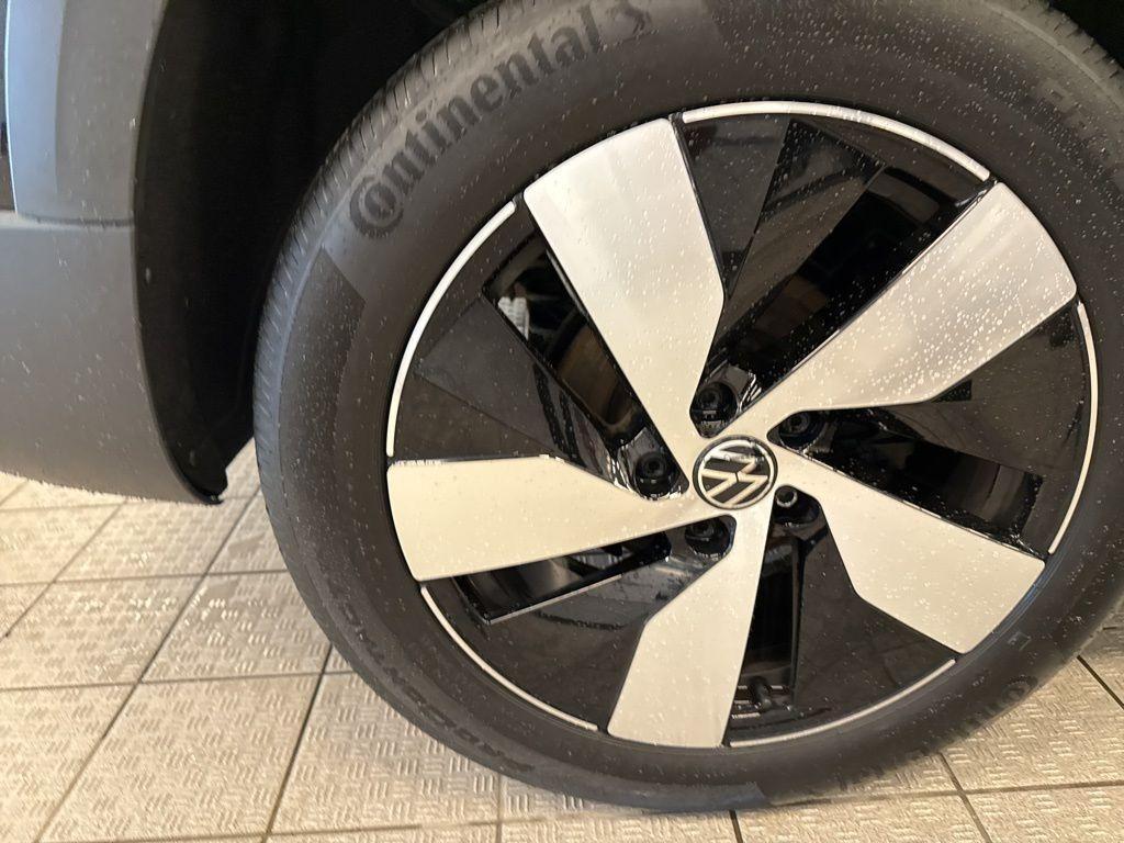 used 2023 Volkswagen Taos car, priced at $21,072
