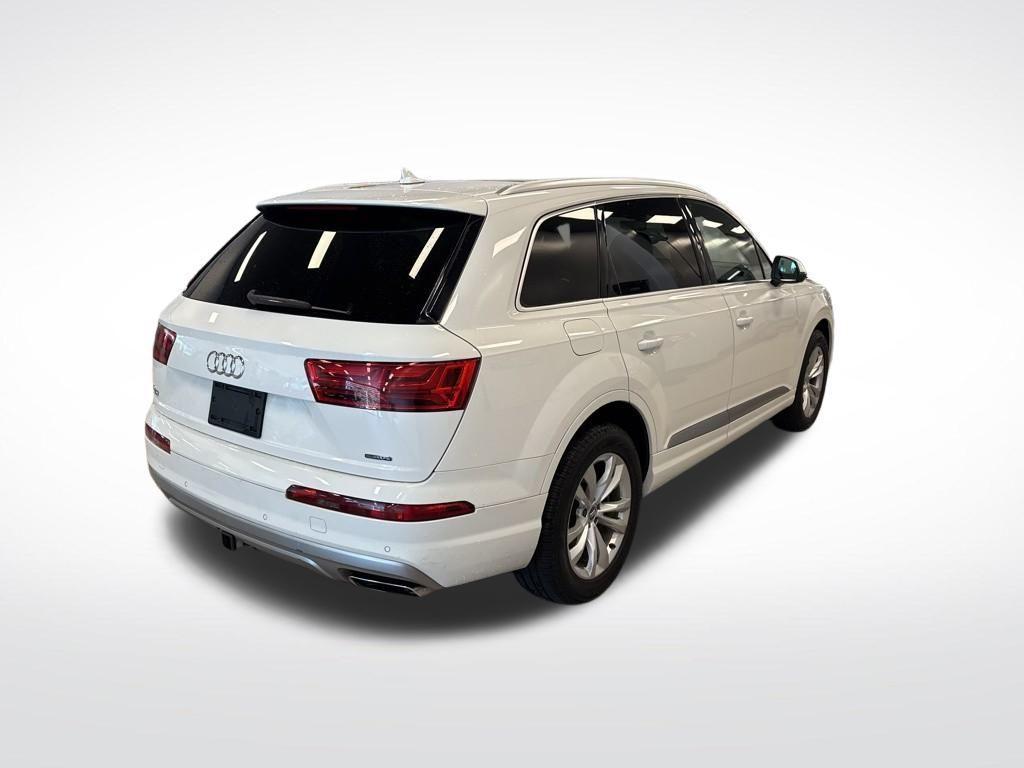 used 2018 Audi Q7 car, priced at $16,250