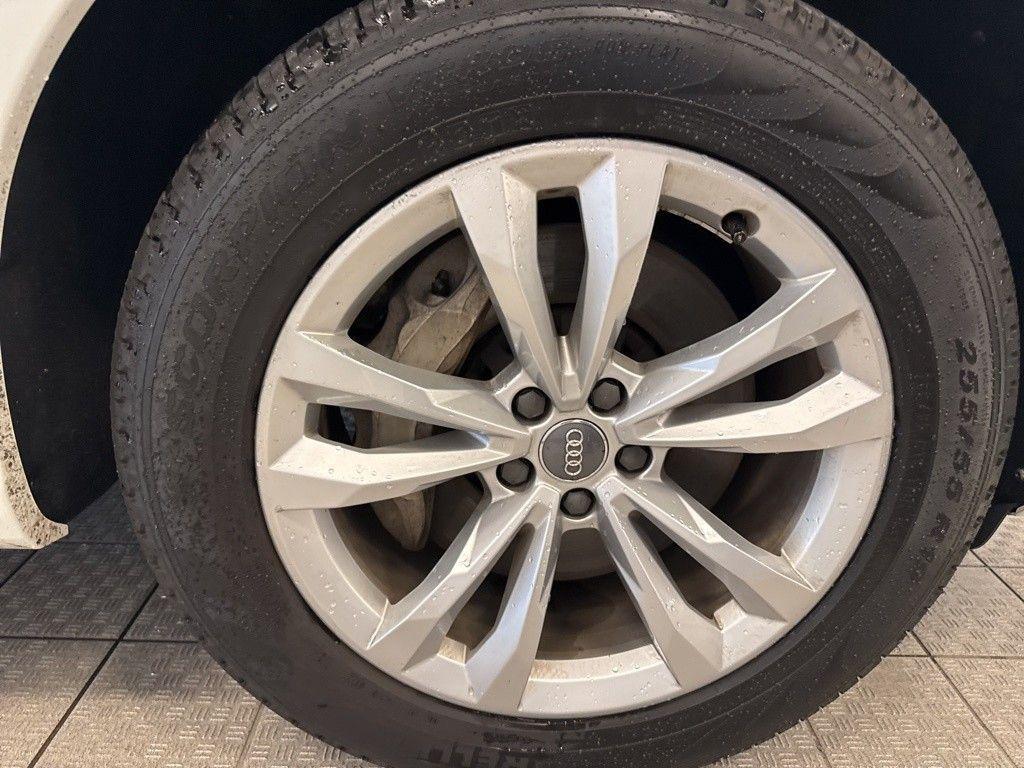 used 2018 Audi Q7 car, priced at $16,250