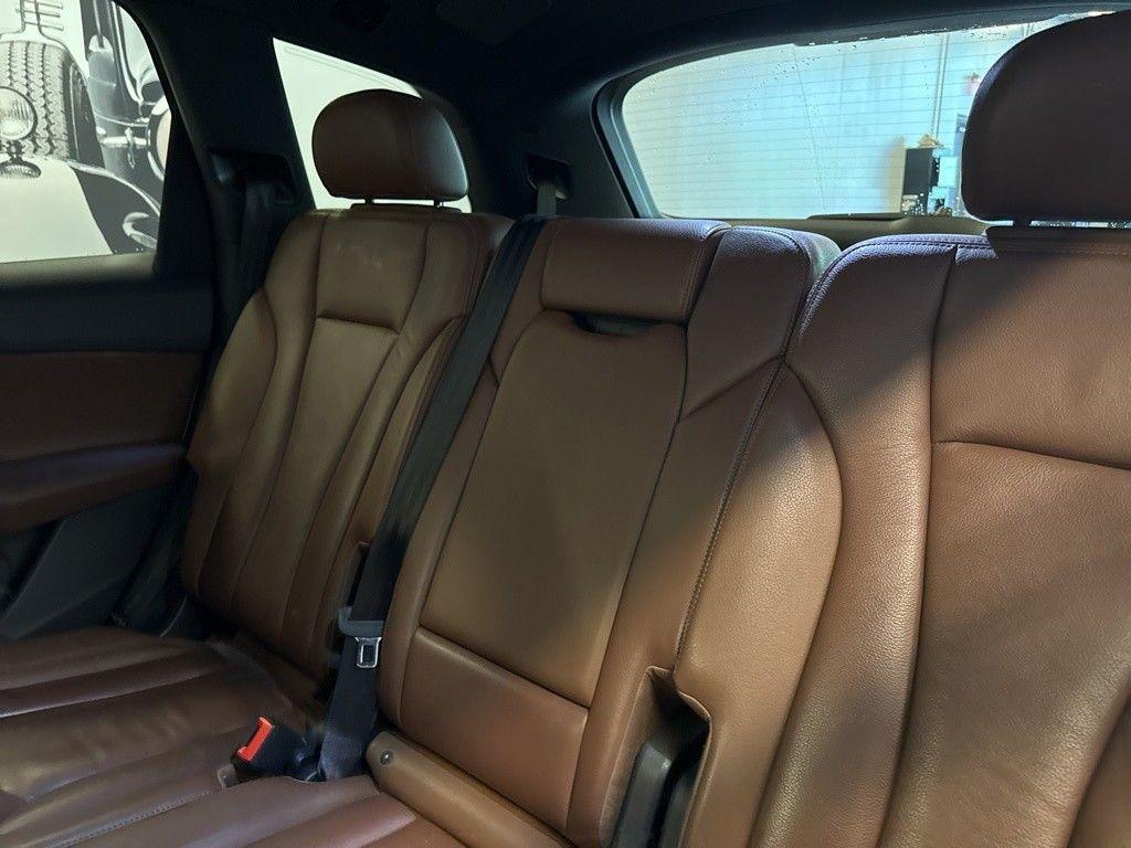 used 2018 Audi Q7 car, priced at $16,250