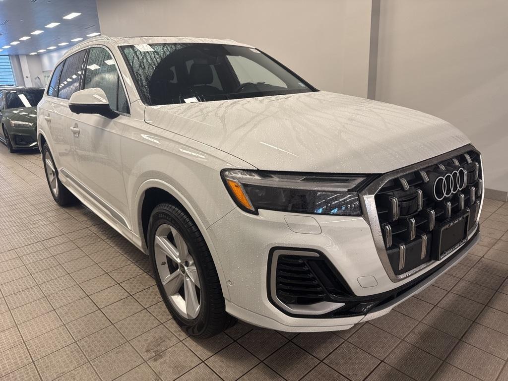 used 2025 Audi Q7 car, priced at $56,995