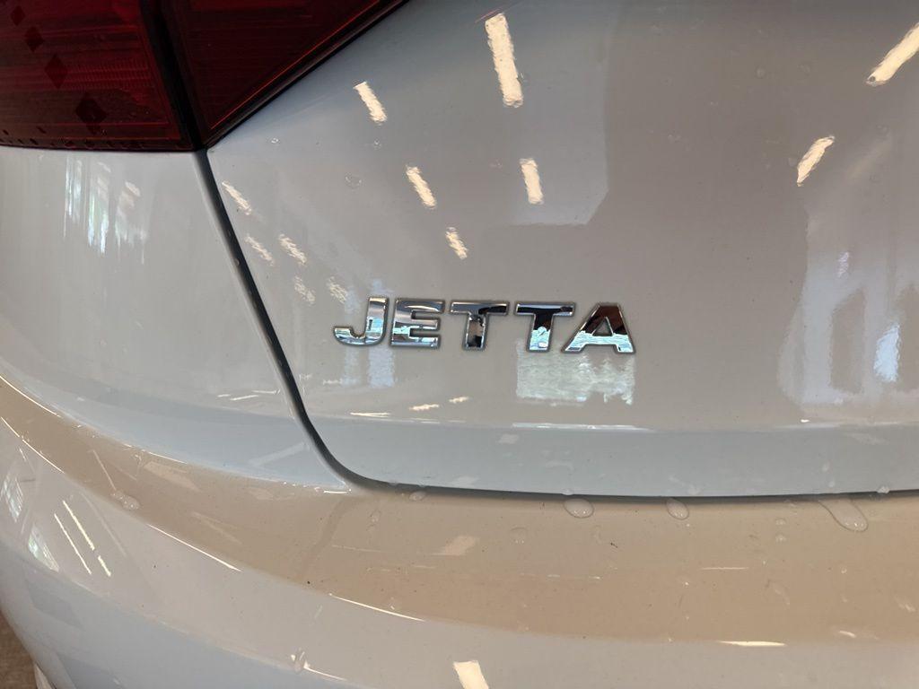 used 2021 Volkswagen Jetta car, priced at $20,995