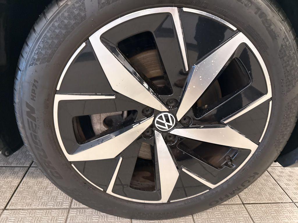 used 2023 Volkswagen ID.4 car, priced at $22,900
