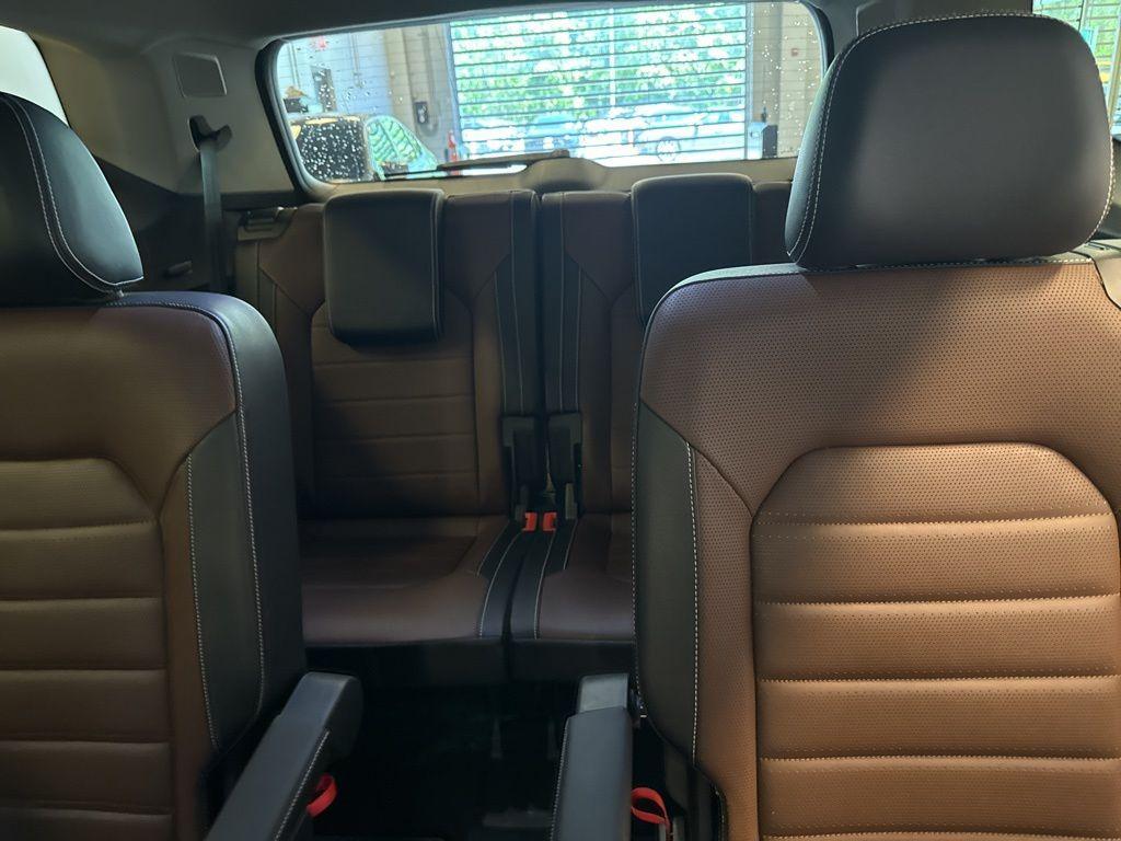 used 2021 Volkswagen Atlas car, priced at $24,995