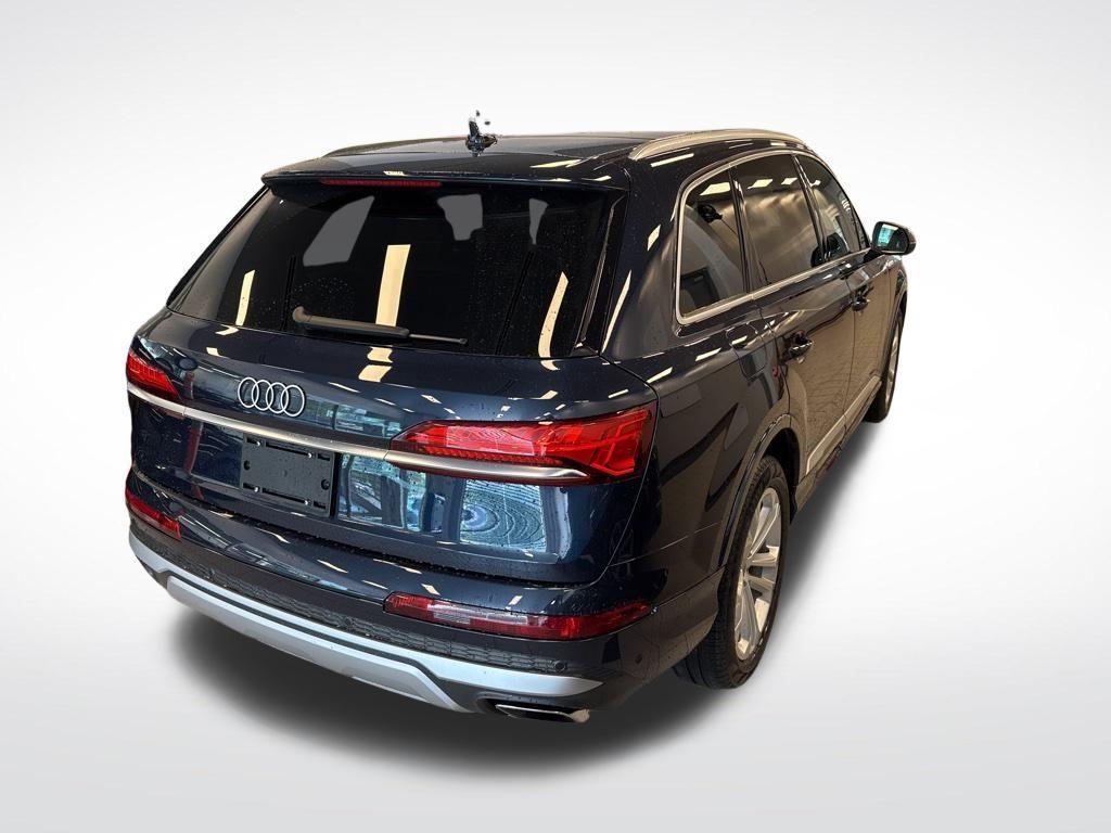 used 2025 Audi Q7 car, priced at $56,995