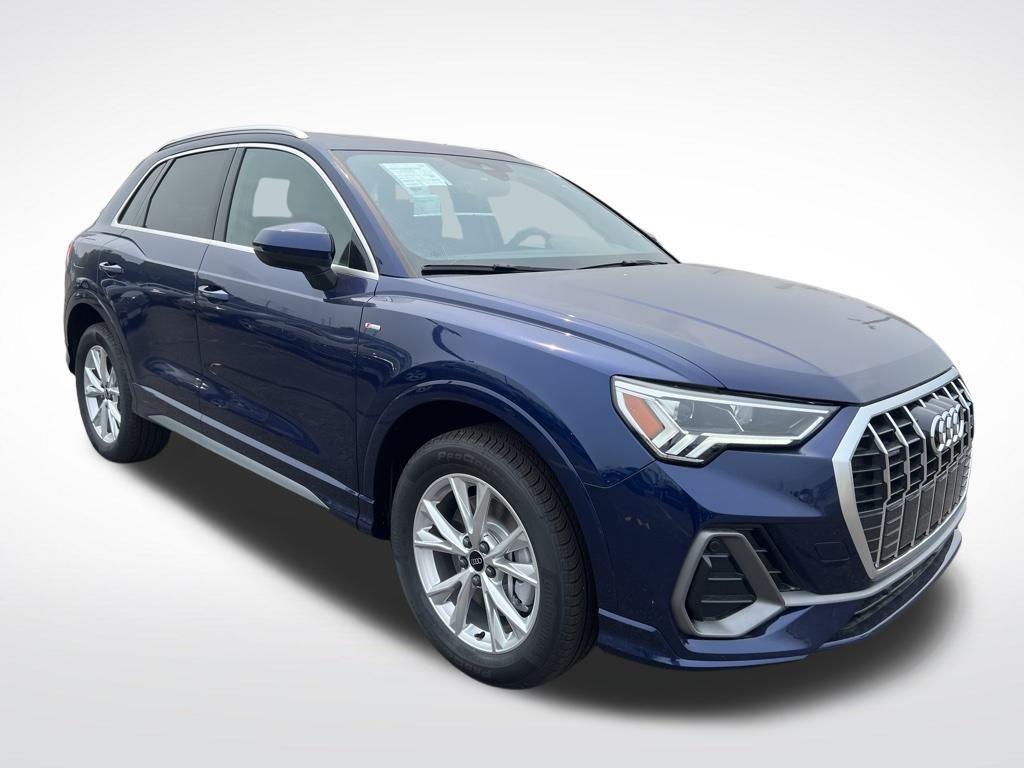 new 2025 Audi Q3 car, priced at $42,560