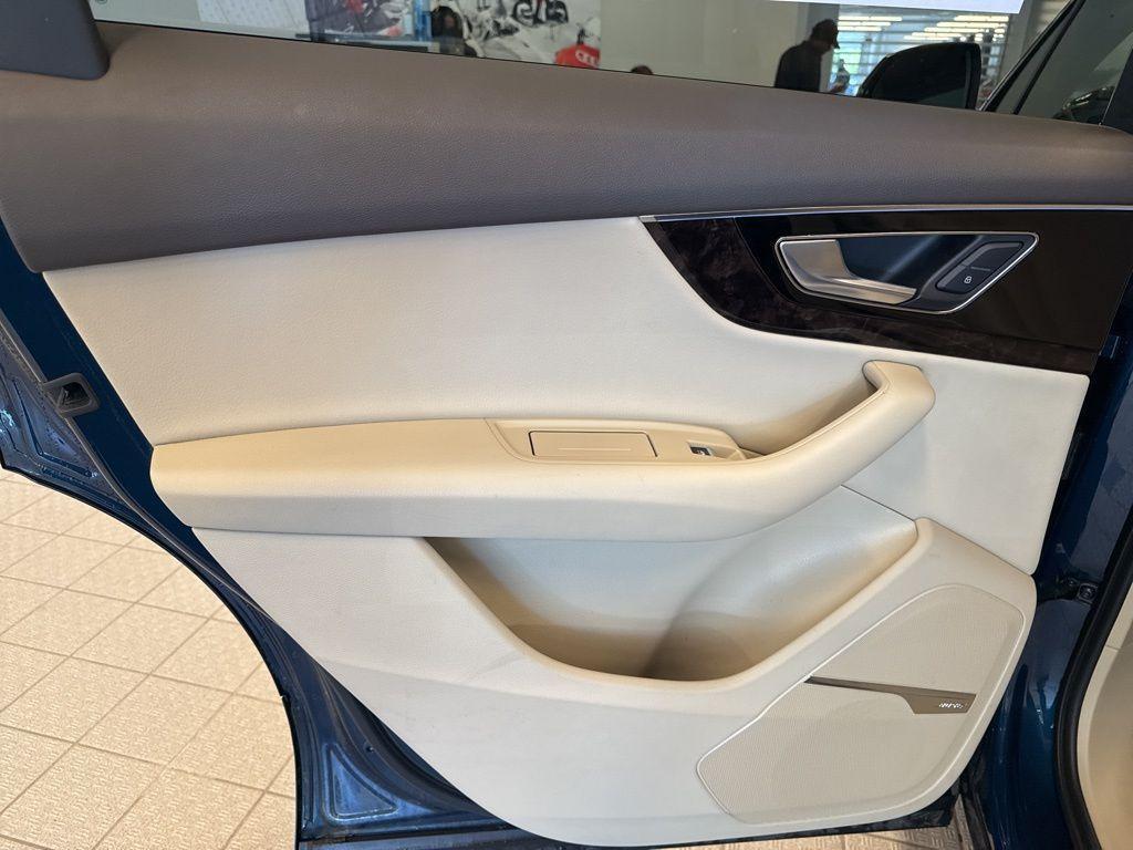 used 2018 Audi Q7 car, priced at $16,495
