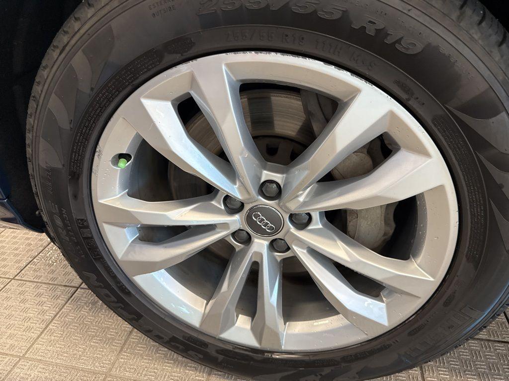 used 2018 Audi Q7 car, priced at $16,495