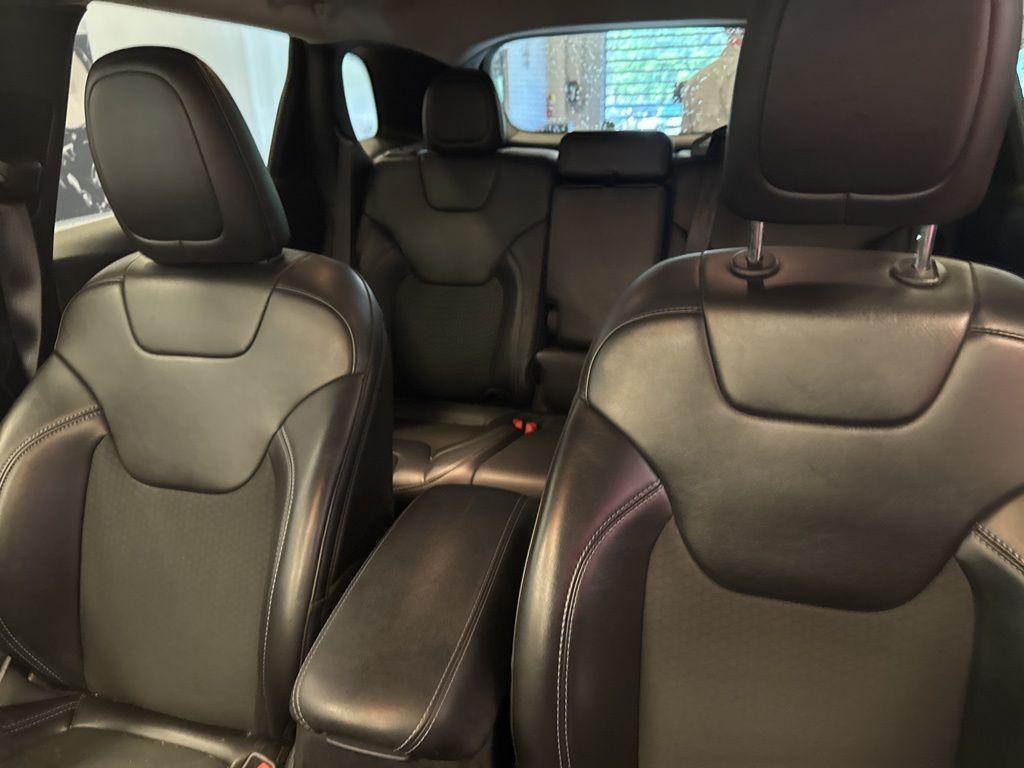 used 2020 Jeep Cherokee car, priced at $18,027