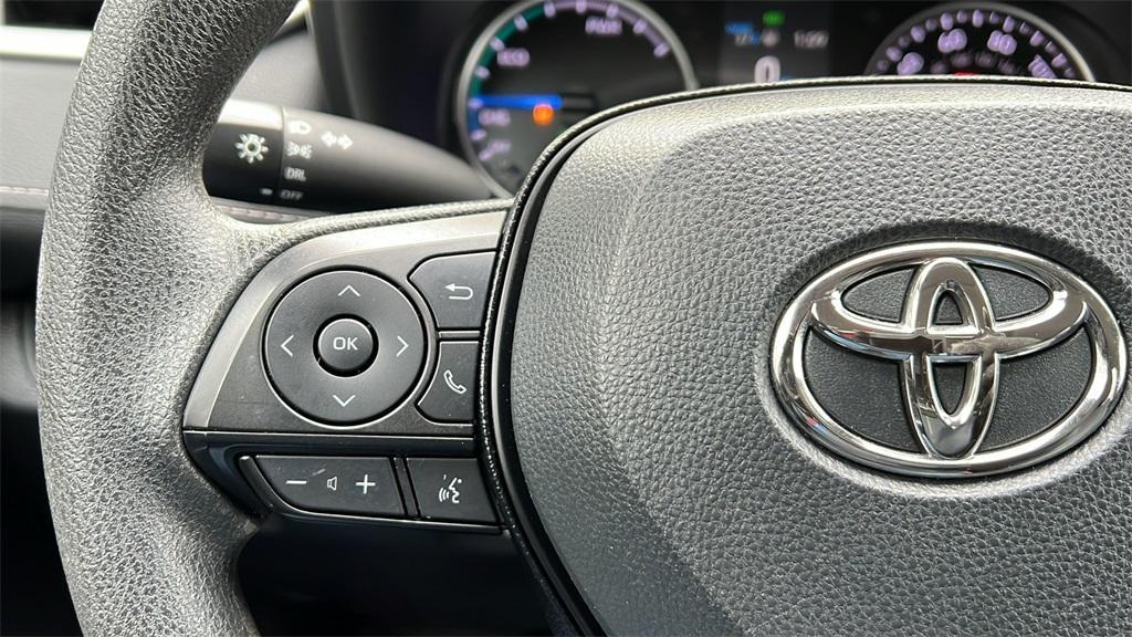 used 2021 Toyota RAV4 Hybrid car, priced at $27,066