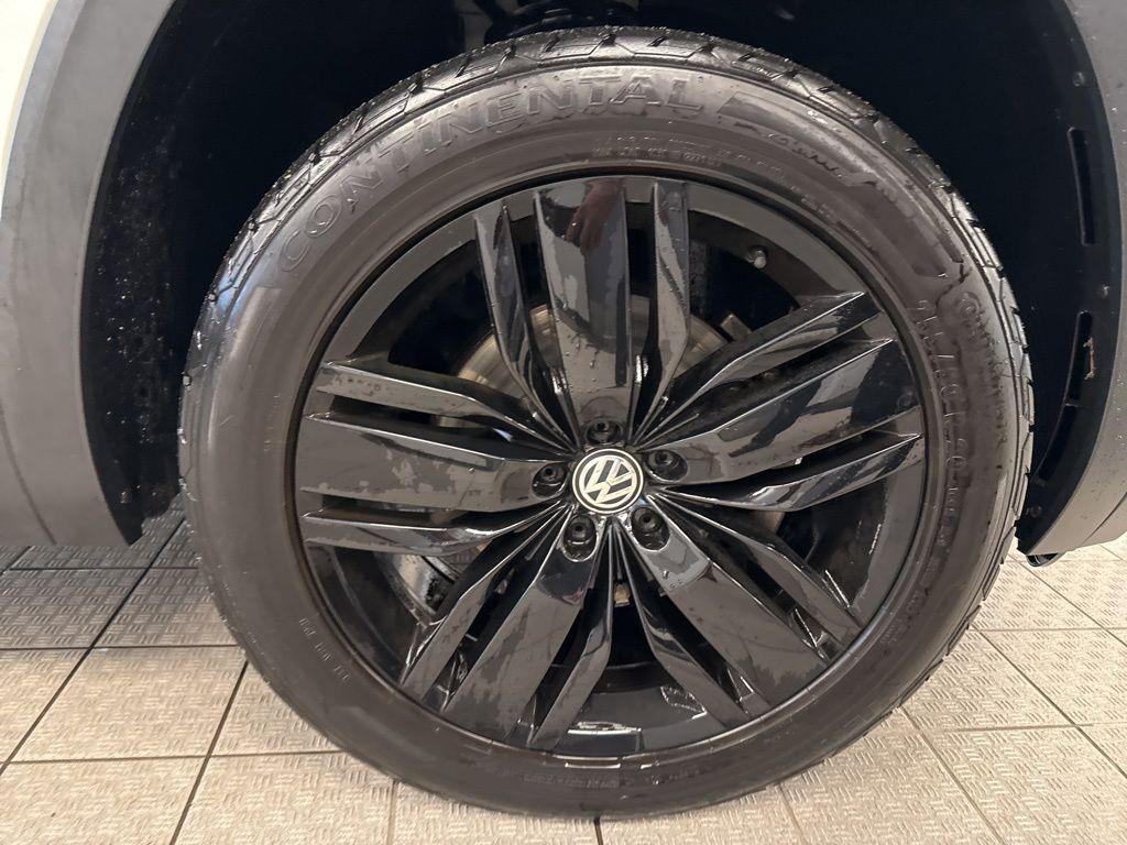 used 2018 Volkswagen Atlas car, priced at $19,499