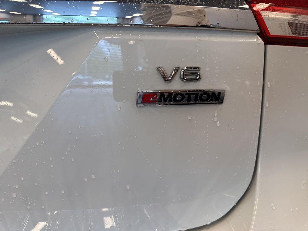 used 2018 Volkswagen Atlas car, priced at $19,499