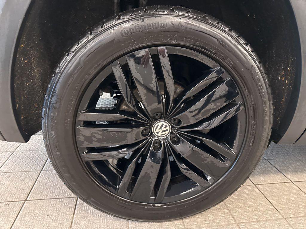 used 2018 Volkswagen Atlas car, priced at $19,499
