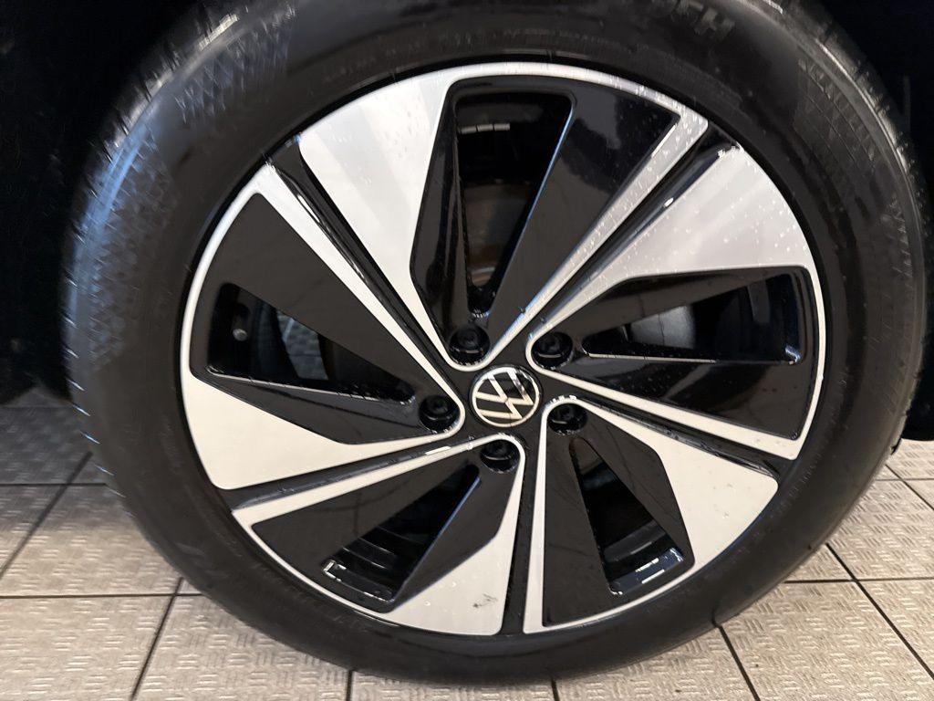 used 2024 Volkswagen Taos car, priced at $26,889