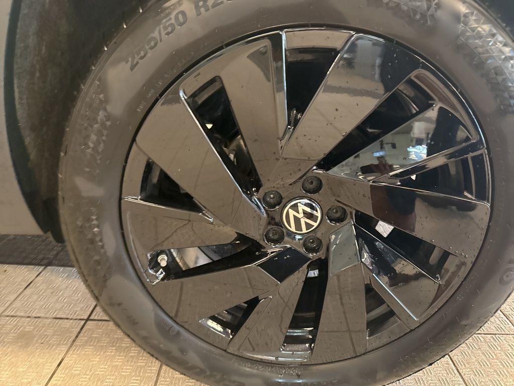 used 2024 Volkswagen Atlas Cross Sport car, priced at $33,995