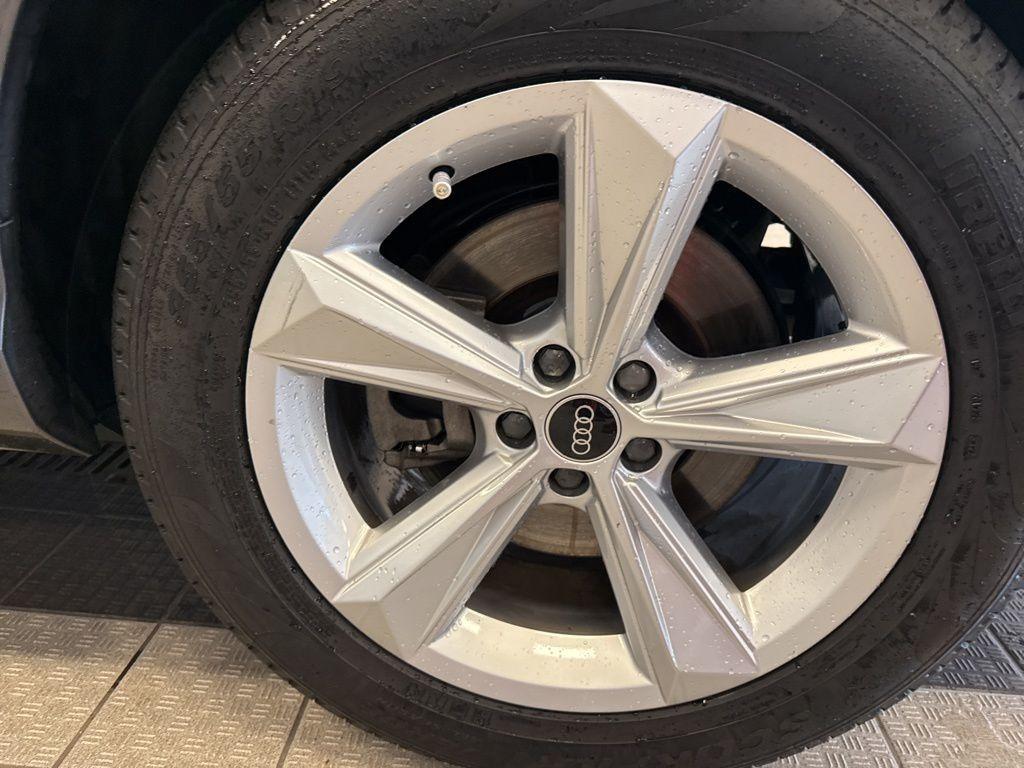 used 2021 Audi Q7 car, priced at $28,299
