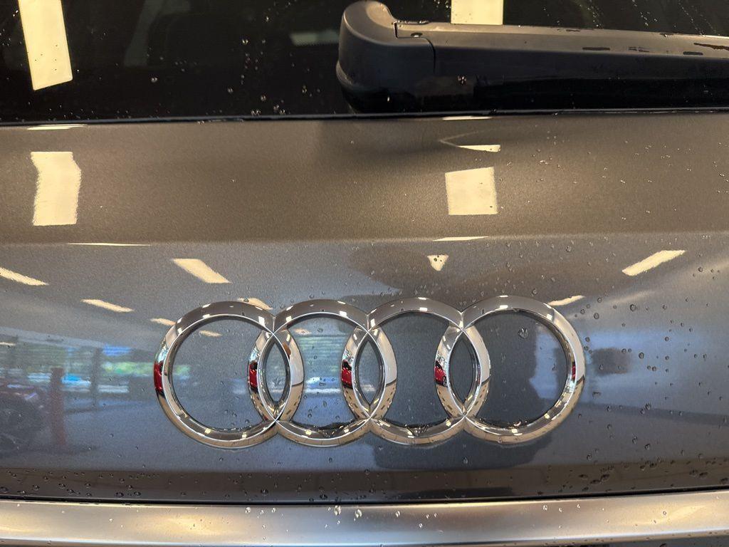 used 2021 Audi Q7 car, priced at $28,299