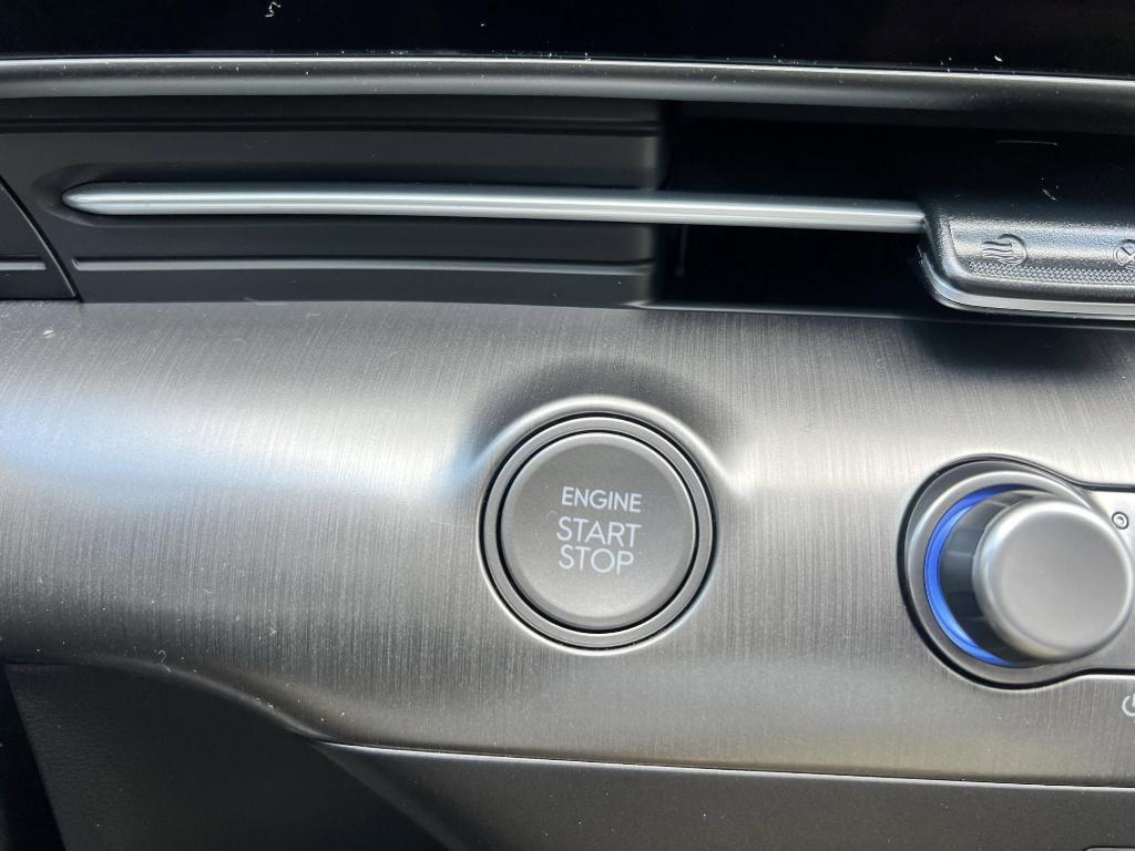 new 2025 Hyundai Kona car, priced at $27,997