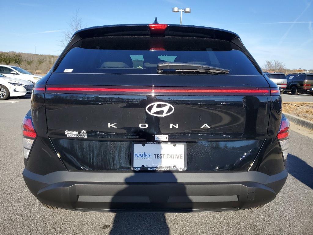 new 2025 Hyundai Kona car, priced at $27,900