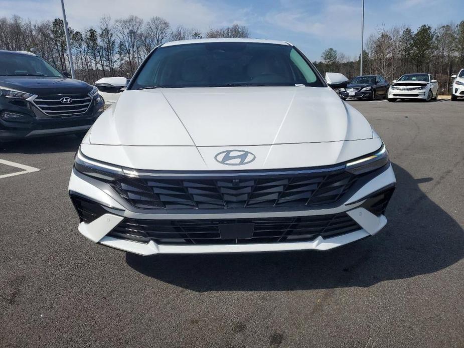 new 2024 Hyundai Elantra car, priced at $27,735