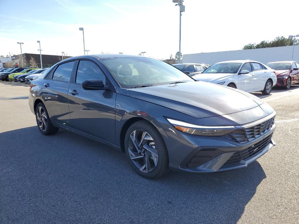 new 2025 Hyundai Elantra car, priced at $24,665