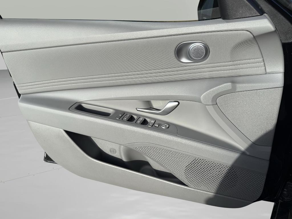 new 2025 Hyundai Elantra car, priced at $23,173