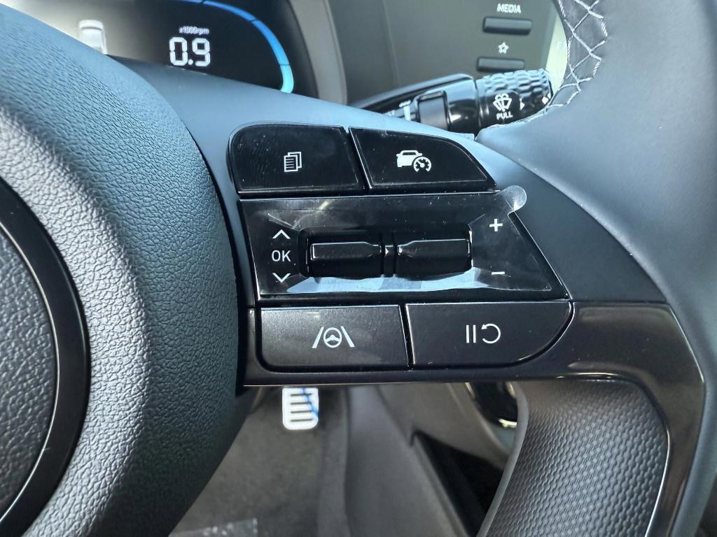 new 2025 Hyundai Elantra car, priced at $23,173