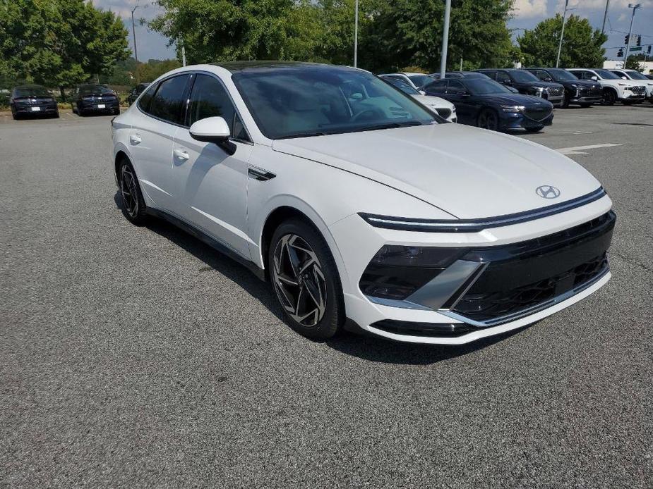 new 2024 Hyundai Sonata car, priced at $31,880