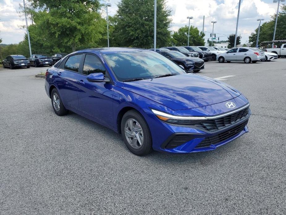 new 2025 Hyundai Elantra car, priced at $23,045