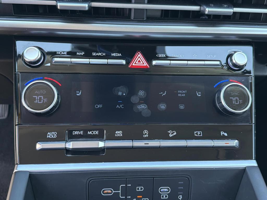 used 2025 Hyundai Santa Fe car, priced at $32,402
