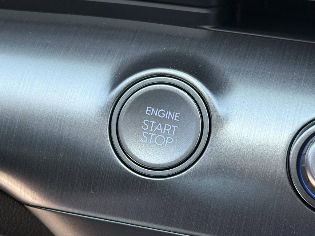 new 2025 Hyundai Kona car, priced at $28,483