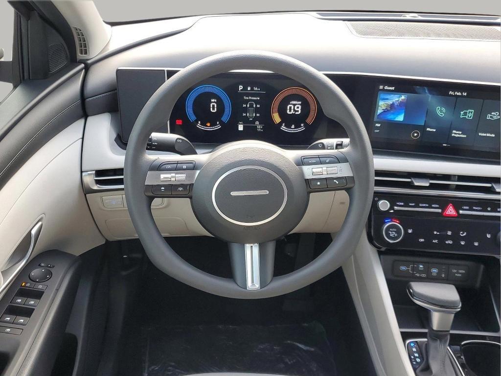 new 2025 Hyundai Tucson car, priced at $29,920