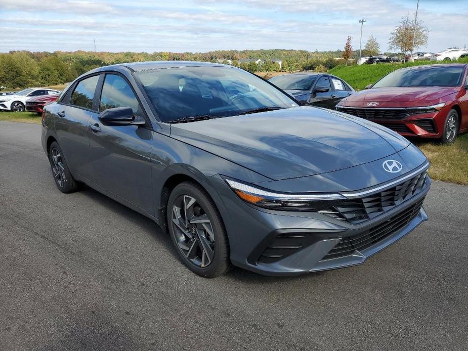 new 2025 Hyundai Elantra car, priced at $24,190