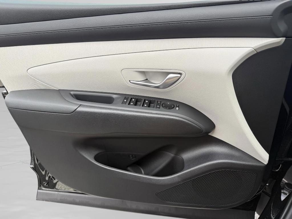 new 2025 Hyundai Tucson car, priced at $34,397