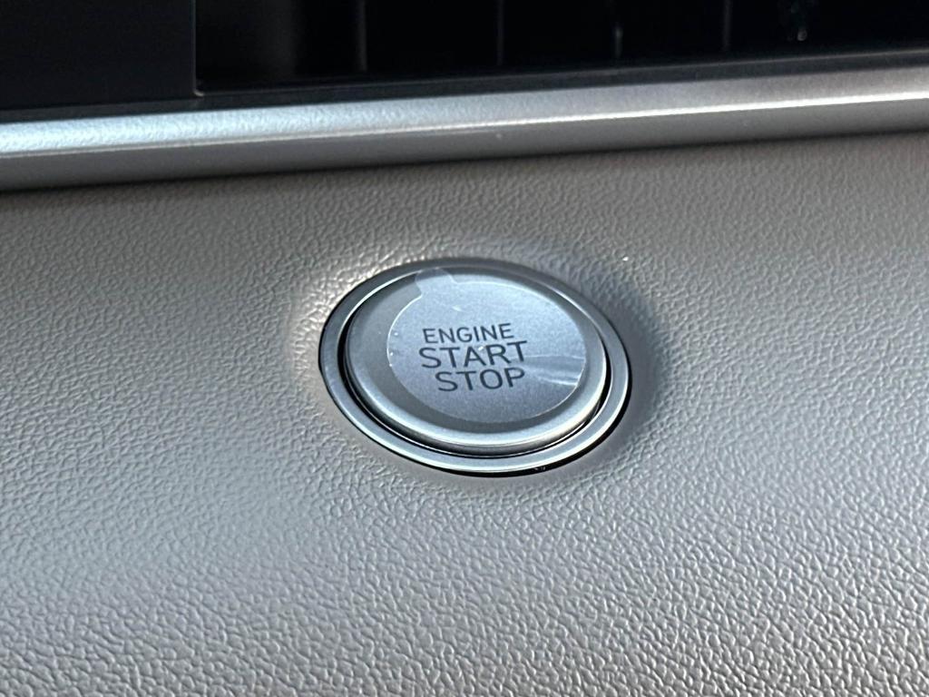 new 2025 Hyundai Elantra car, priced at $24,256