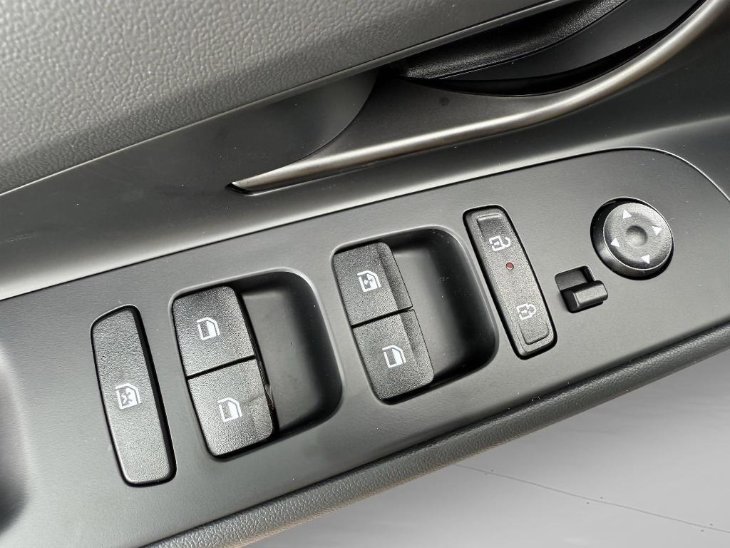 new 2025 Hyundai Elantra car, priced at $23,126
