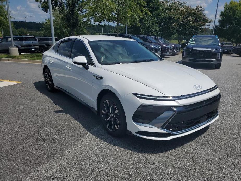 new 2024 Hyundai Sonata car, priced at $23,638