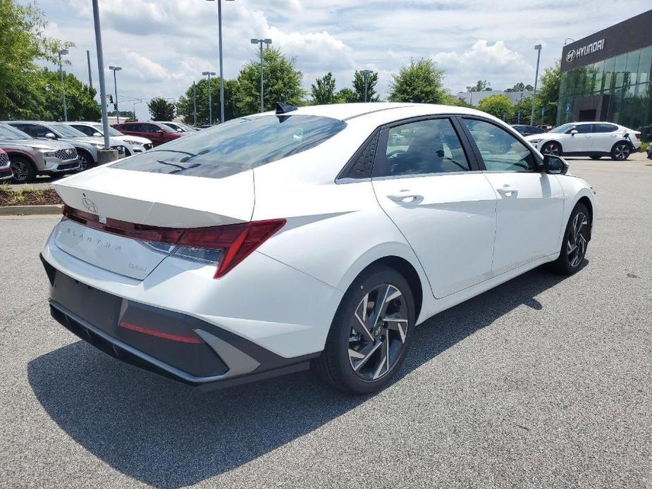 new 2024 Hyundai Elantra car, priced at $27,430