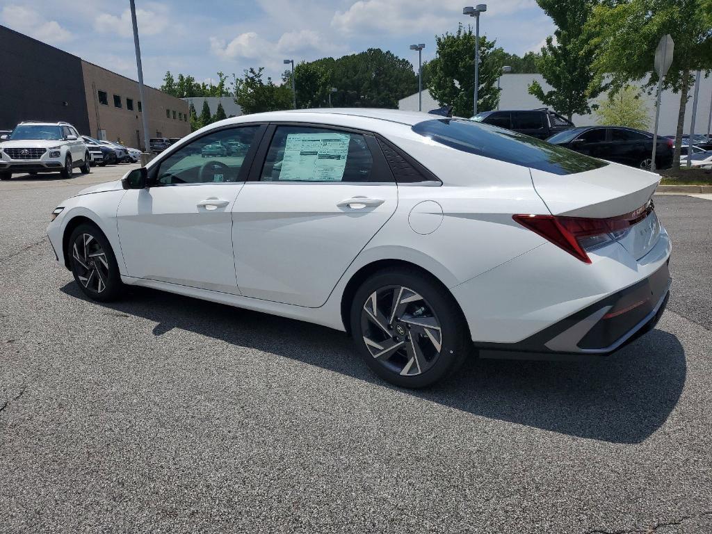 new 2024 Hyundai Elantra car, priced at $27,430