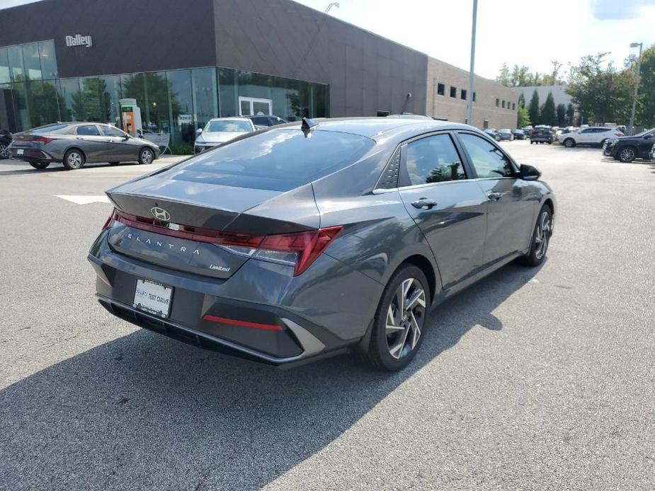 new 2025 Hyundai Elantra car, priced at $27,215