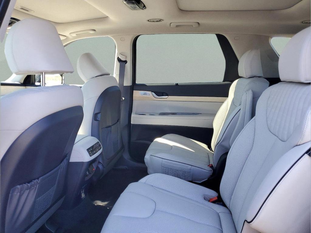 new 2025 Hyundai Palisade car, priced at $46,729