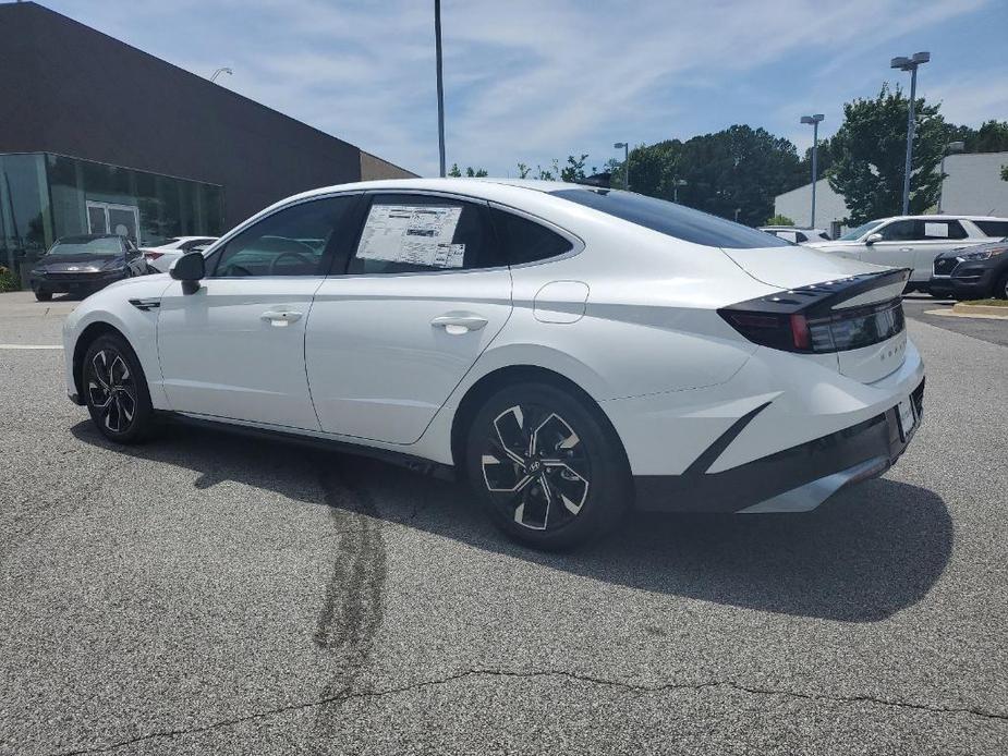 new 2024 Hyundai Sonata car, priced at $28,935