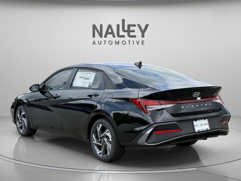 new 2025 Hyundai Elantra car, priced at $23,673