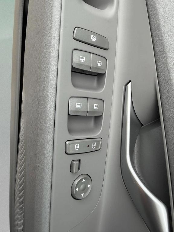 new 2025 Hyundai Elantra car, priced at $23,173