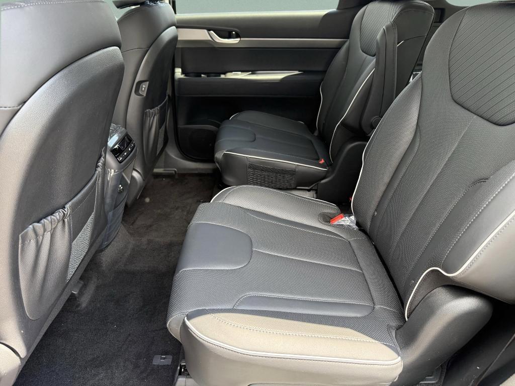 new 2025 Hyundai Palisade car, priced at $39,259