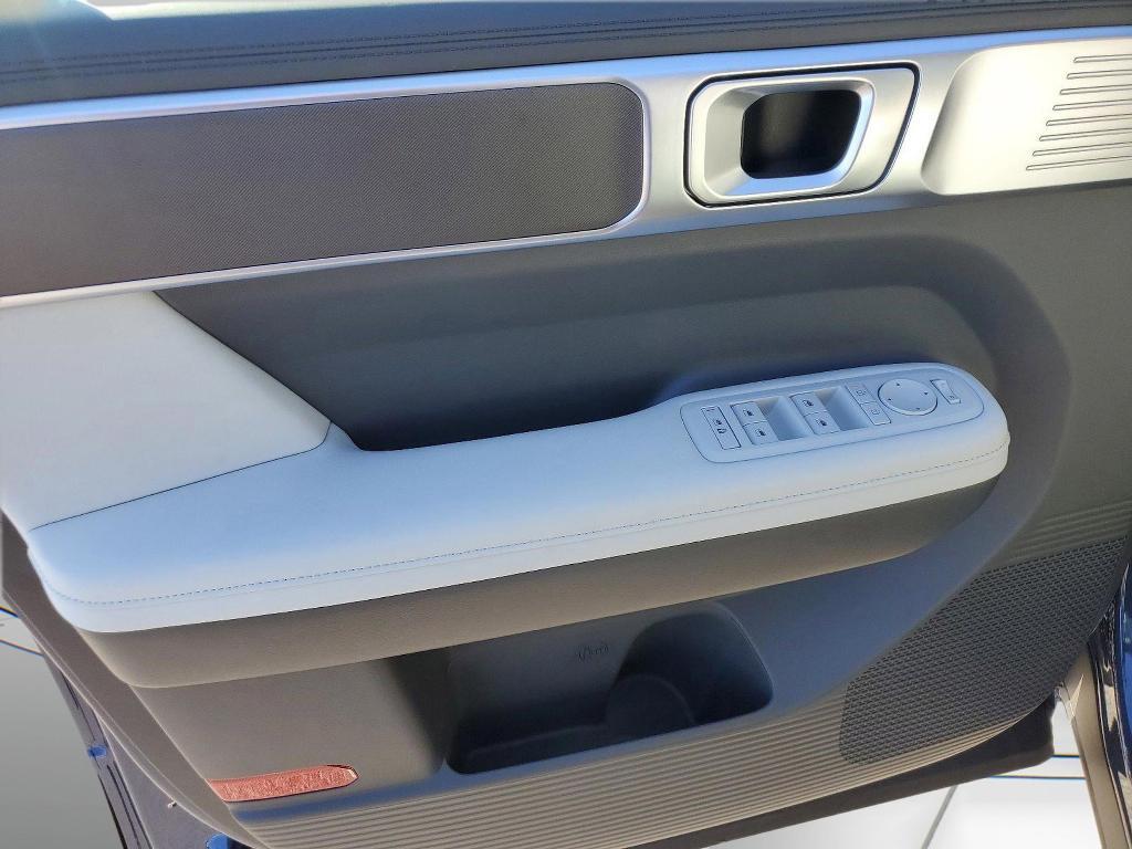 new 2025 Hyundai Santa Fe car, priced at $35,615