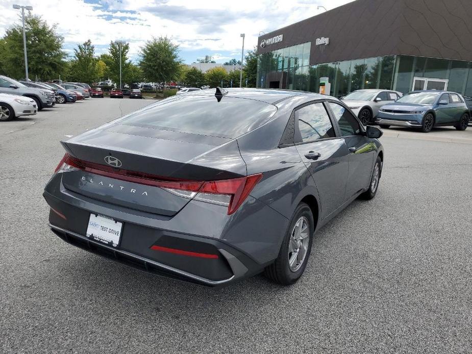 new 2025 Hyundai Elantra car, priced at $23,080