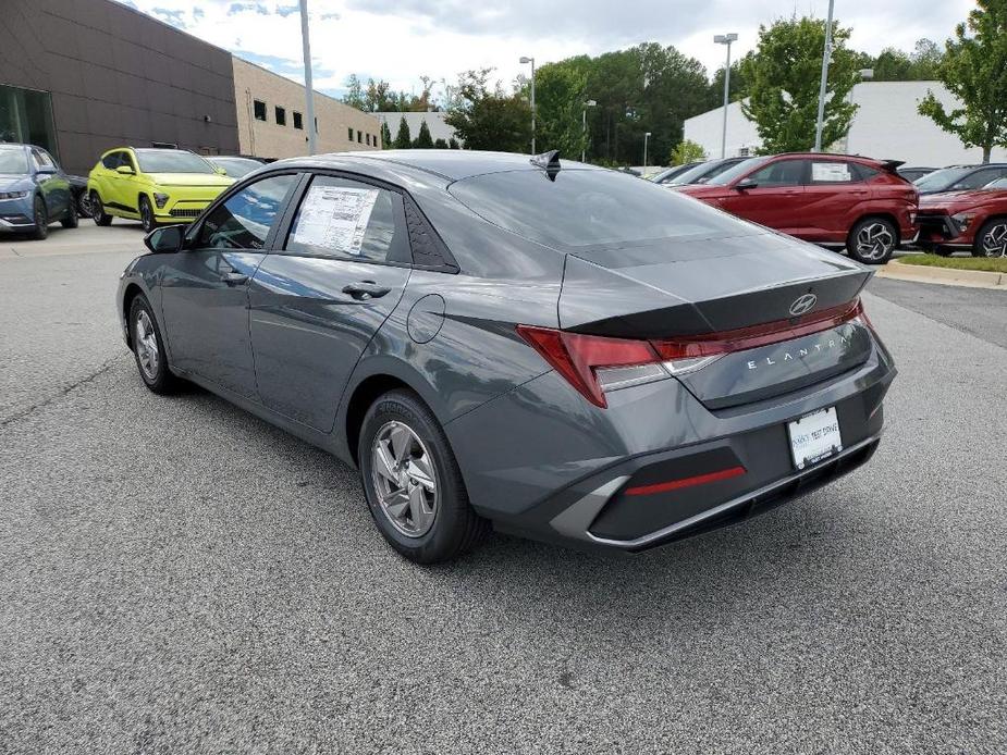 new 2025 Hyundai Elantra car, priced at $23,080