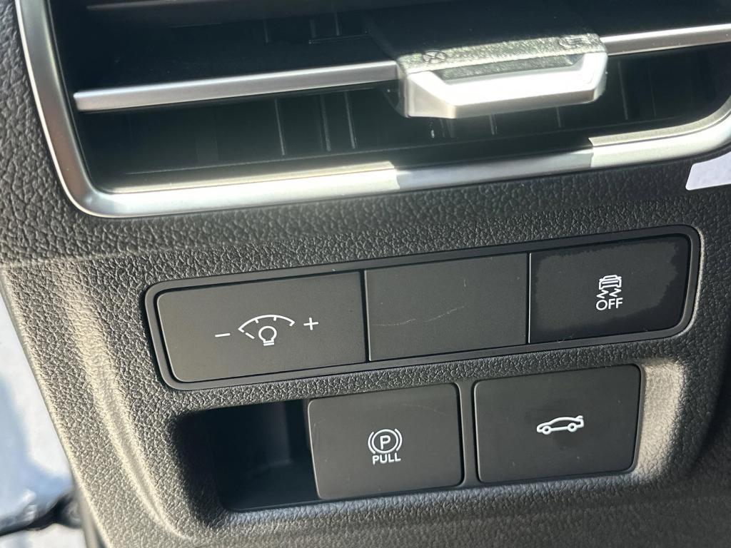 new 2025 Hyundai Sonata car, priced at $27,536