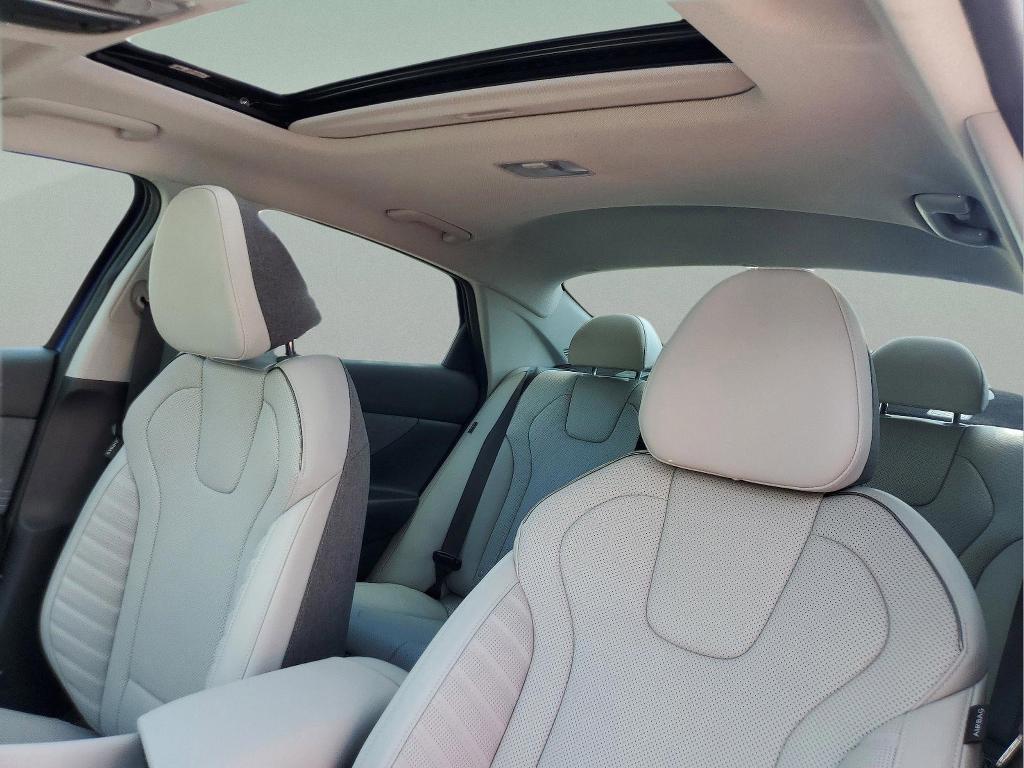 new 2025 Hyundai Elantra car, priced at $26,251